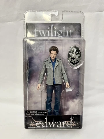Edward Cullen Twilight Collectible Doll Figure With Crest 2008 Vampire NECA NEW Cover