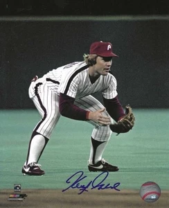 Signed 8x10 KEITH MORELAND Philadelphia Phillies Autographed photo - COA - Picture 1 of 1