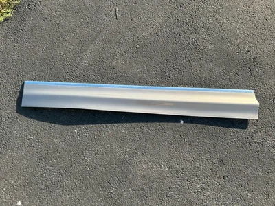 1997-2005 OEM Buick Park Avenue Driver Side Front Door Trim Molding Gold Color - Image 1 of 4