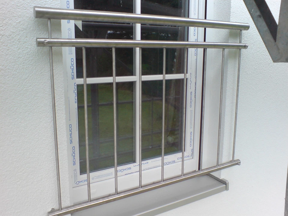 Edelstahl Französischer Balkon V2A Fenstergitter Absturzsicherung  Geländer - Bild 1 von 1