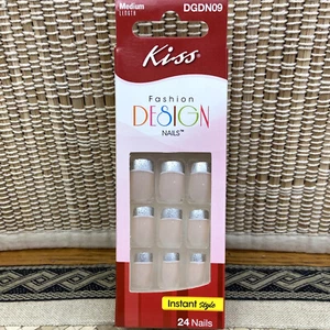 Broadway/Kiss - Fashion Express, Acrylic,Design, French, Salon glue-on nails - Picture 1 of 64