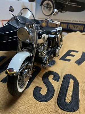 Franklin Mint 1/10 Diecast 1958 Harley Davidson Duo-Glide w/ Sidecar Limited Edi - Image 1 of 4