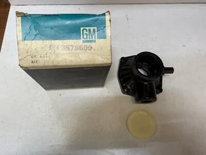 NOS 1967 - 1969 Chevrolet Series 30 Vacuum PB Cyl Relay Valve Body # 3878609 - Picture 1 of 4