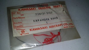 Anillo expansor de pistón genuino de lote antiguo Kawasaki 13007-005 758131-3107 - Imagen 1 de 1