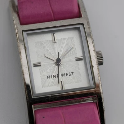 Relógio feminino analógico quartzo NINE WEST NOVO COM ETIQUETAS/1017 nova bateria - Imagem 1 de 4