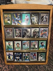 Unique Phila. EAGLES Collection 20 Cards In Individual Hard Cases And Framed - Picture 1 of 7