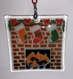 Peggy Karr Glas Weihnachten Strumpf Kamin Ornament 3,25" Quadrat Made in USA - Bild 1 von 2