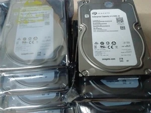 Lot (8) disques Seagate 2 To Enterprise * Server SAS* 3,5" ST2000NM0135 12 Go/s AF - Photo 1/1
