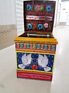 Large Tibetan Hand Painted Box Trunk Chest Storage Cash & collect London NW101hr - Picture 1 of 15