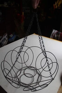 ORIGINAL Sturdy Wire Garden Plant Hanger & Chain Vintage 1960's 1970s Gardening - Picture 1 of 4