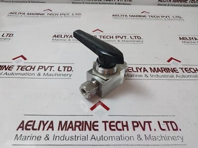 Swagelok ss-45s8 ball valve 2500 psig - Image 1 of 4