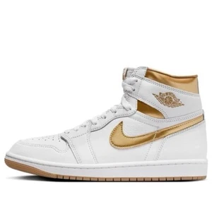 Womens Nike Air Jordan 1 Retro High OG Metallic Gold size 15.5/14 Men FD2596-107 - Picture 1 of 7