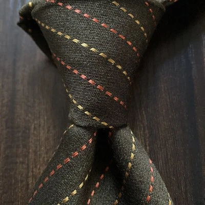 Corbata ICEBERG Usada Chatarra Para Hombre Unisex TODA SEDA 100 Multicolor Preciosa 7 Foto 1 de 4