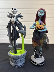 THE NIGHTMARE BEFORE CHRISTMAS JACK SKELLINGTON AND SALLY 12 INCH RESIN FIGURES - Picture 1 of 9