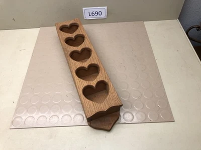 Roble macizo pared madera alta corazón recortado estante estantes granja exhibición de curiosidades Foto 1 de 4