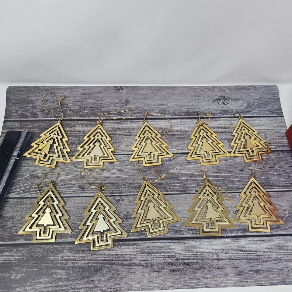 Lote De 10 Adornos De Navidad Tono Dorado Metal Corte 3D Forma De Árbol Pesado De Colección Giratorio Foto 1 de 4