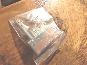 California Lions Club Pin Alcatraz Light   Sealed In Bag.  - Bild 1 von 1