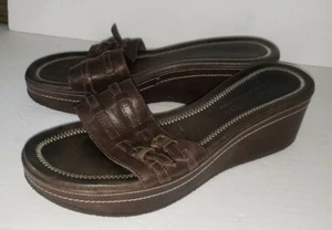 DONALD PLINER brown Leather Buckle One Strap Platform Wedge Heel Slides 11 - Picture 1 of 7