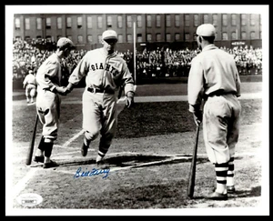 BILL DICKEY SIGNED 8X10 PHOTO - JSA COA - NEW YORK YANKEES - Picture 1 of 1