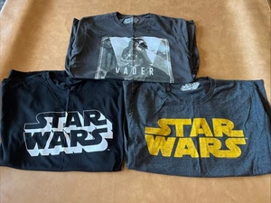 (3) Lotto T-Shirt Star Wars + Darth Vader Old Navy (Adulto XL) - Foto 1 di 4