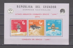 ECUADOR  : 1966 - MNH  -  SOUVENIR SHEET  - 758f   SPACE/ COMUNICATION - Picture 1 of 1