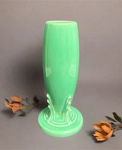 Homer Laughlin Fiesta Ware 6 3/8" Original Light Green Ceramic Art Deco Bud Vase - Picture 1 of 8