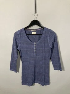 TOMMY HILFIGER T-Shirt - Size Small - Navy - Great Condition - Women’s - Picture 1 of 5