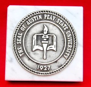 SIEGEL Austin Peay State University Medaillon MARMOR Briefbeschwerer WERBUNG - Bild 1 von 3