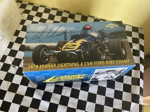 GMP 1/12 Al Unser /Johnny Lightning Ford 4 cam Dirt Champ Sprint Car #7901 - Picture 1 of 6