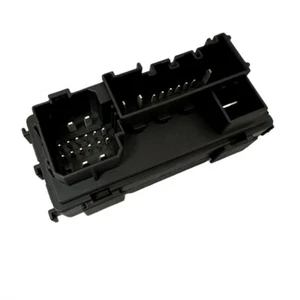 Fusebox Fuse Box Relay Module Assy 91951-2W000 For Hyundai Santa Fe 2013-2017 - Picture 1 of 5
