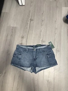 New Wild Fable Highest Rise Medium Wash Jean shorts size 14 BNWT - Picture 1 of 3
