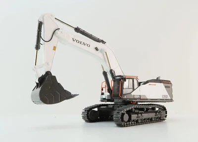 WSI 64-2012 Large Volvo EC 950 F Tracked Excavator Limited White Edition - 1:50 - Image 1 of 4
