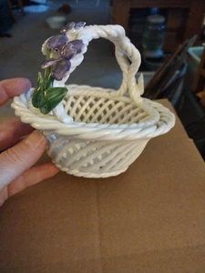 Vintage Capodimonte Style Woven Ceramic Basket w/ Irises & Handle - Picture 1 of 5