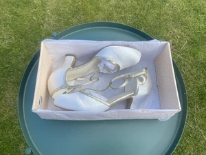 Ivory Satin Wedding Shoes Size 6 - Picture 1 of 5