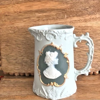 Antigua jarra camafeo de jaspe verde Schafer & Father hecha en Alemania Foto 1 de 4