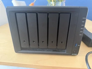 Synology DS1520+ NAS - Afbeelding 1 van 1