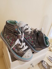 sketchers hi tops