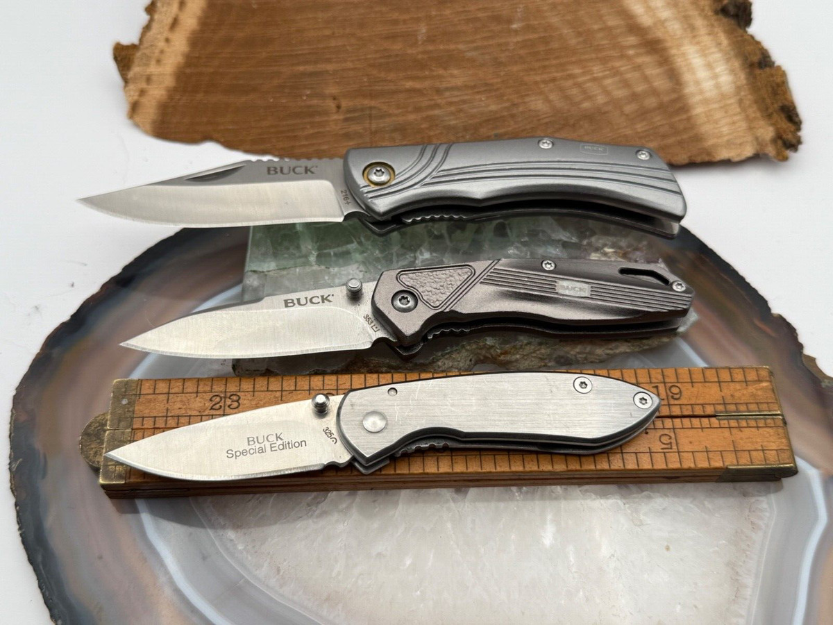 Buck Knives Liner Collectible Modern Factory Manufactured Buck Knives Liner Collectible Modern Factory Manufactured