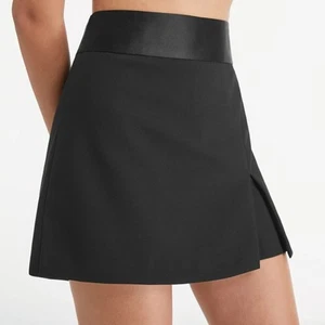NWT REVOLVE & MINIMALIST lovers COMMENSE black satin banded skort L - Picture 1 of 10
