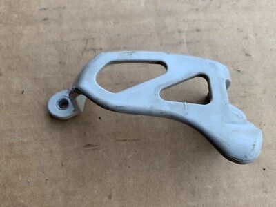 2005 YAMAHA WR450F REAR BRAKE CALIPER GUARD 05 YZ WR 250F 450F 125 250 2003-2005 - Image 1 of 4