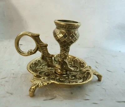 Beau bougeoir ancien belle patine Brillante style baroque  en bronze - Photo 1/4