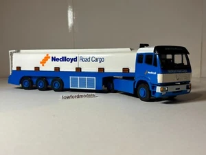 Lion Car Mercedes Benz EPS + tanker trl Nedlloyd 1.50 scale (used) - Picture 1 of 13