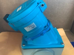 Meltric 33-34570-172 DS7C RECEPTACLE & 31-6A053-080-1 Box & Angle 30A  - Picture 1 of 5