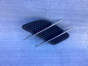 2013-2018 Mercedes Benz SL left hood went grille OEM - Picture 1 of 5