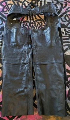 Черные кожаные накладки Diamond большого размера - Изображение 1 из 4