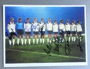 VIZE-WELTMEISTER 1982 komplett signiert DFB WM 1982 signed Foto 15x20 Autogramme - Picture 1 of 1