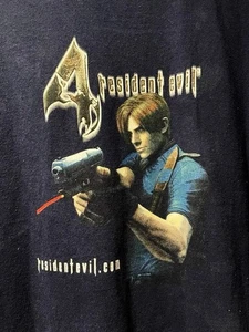 Camiseta Resident Evil 4 Leon 00s XL Rara CAPCOM Promo De Colección Biohazard 2511TK - Imagen 1 de 5