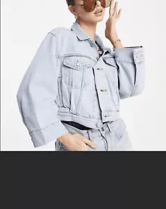 Levi’s Women’s Silvertab Baggy Cropped Trucker Light Blue Jean Jacket Sz XL NEW - Picture 1 of 7