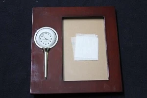 PHOTO FRAME GOLFER RED CHERRYWOOD/SWIVELING GOLF BALL CLOCK/TEE 7.5X7" NEW - Picture 1 of 3