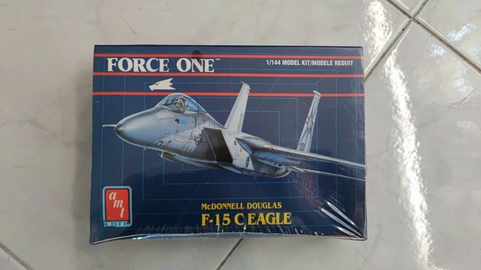 1/144 F-15C EAGLE AMT ERTL FORCE ONE  Never opened - Immagine 1 di 1
